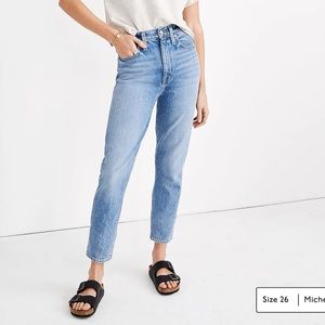 Madewell Mom Jean in Melva Wash size 24